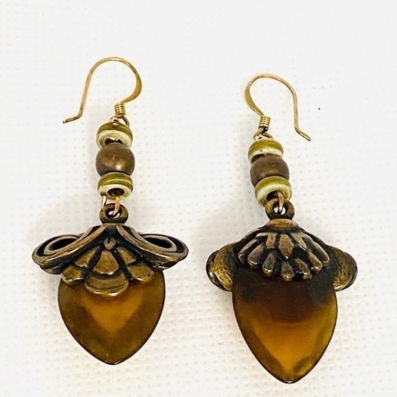 Earrings Fishhooks Antique Bronze Tone Design - Picture 2 of 6